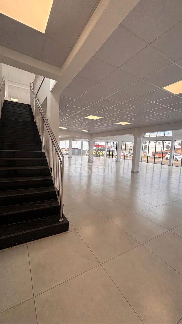 Sala Comercial locao, Rua Apalais esquina com a Avenida Brasil, CASCAVEL - PR