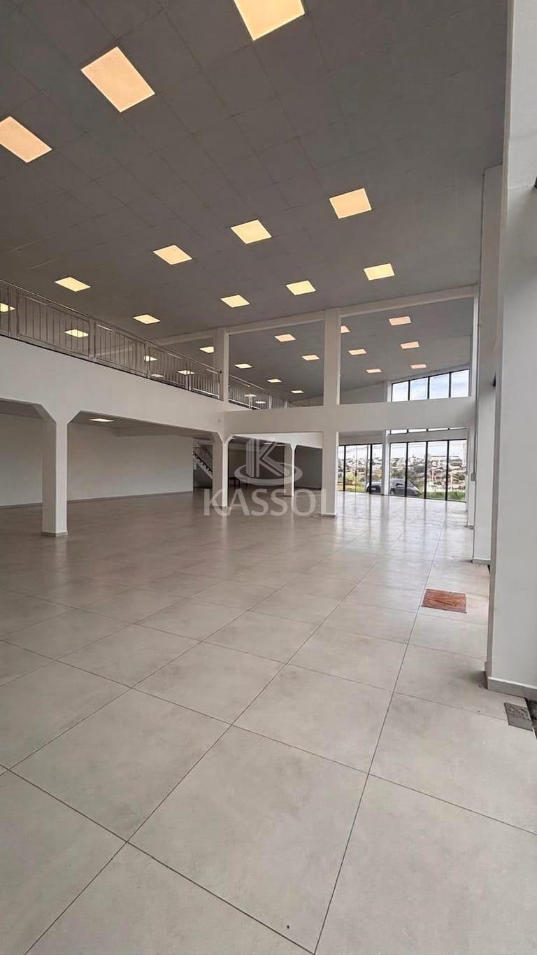 Sala Comercial locação, Rua Apalais esquina com a Avenida Bras...