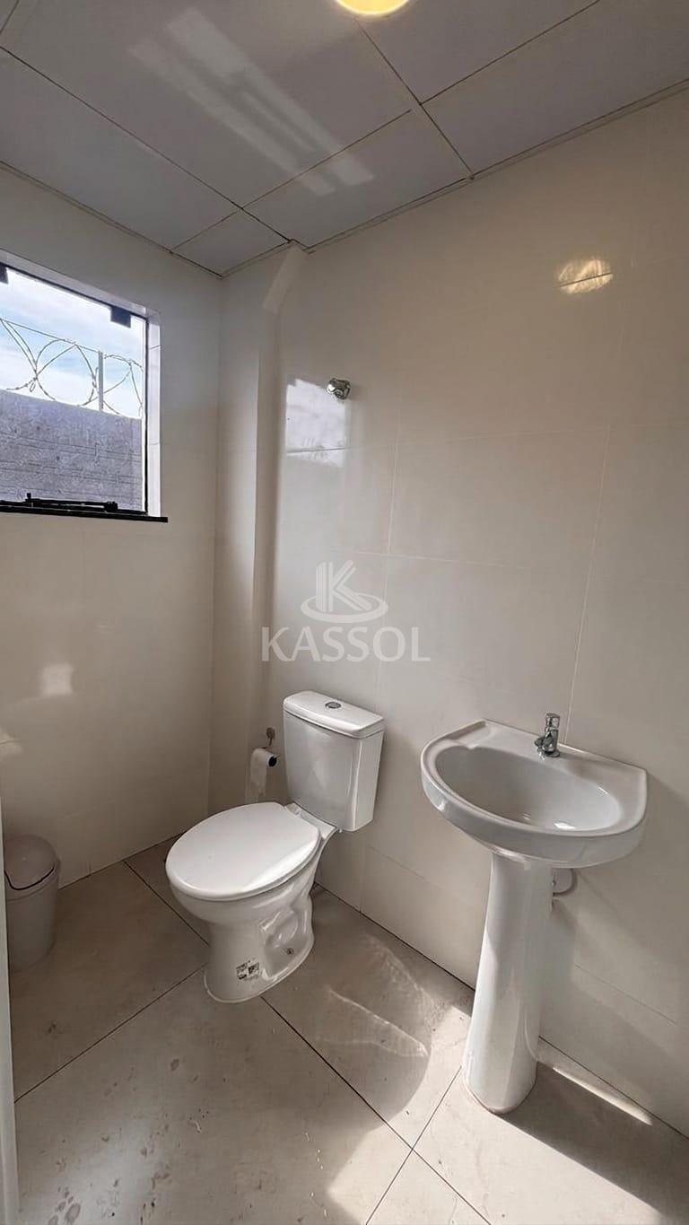 Sala Comercial locao, Rua Apalais esquina com a Avenida Brasil, CASCAVEL - PR