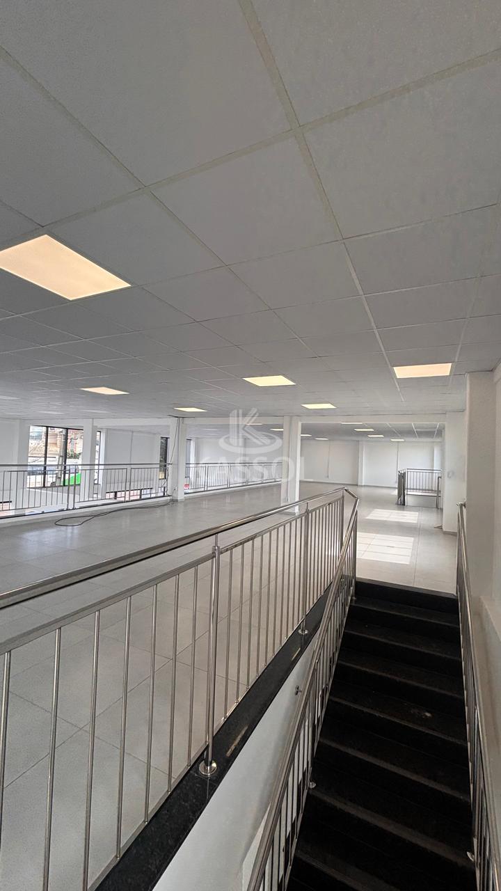 Sala Comercial locao, Rua Apalais esquina com a Avenida Brasil, CASCAVEL - PR