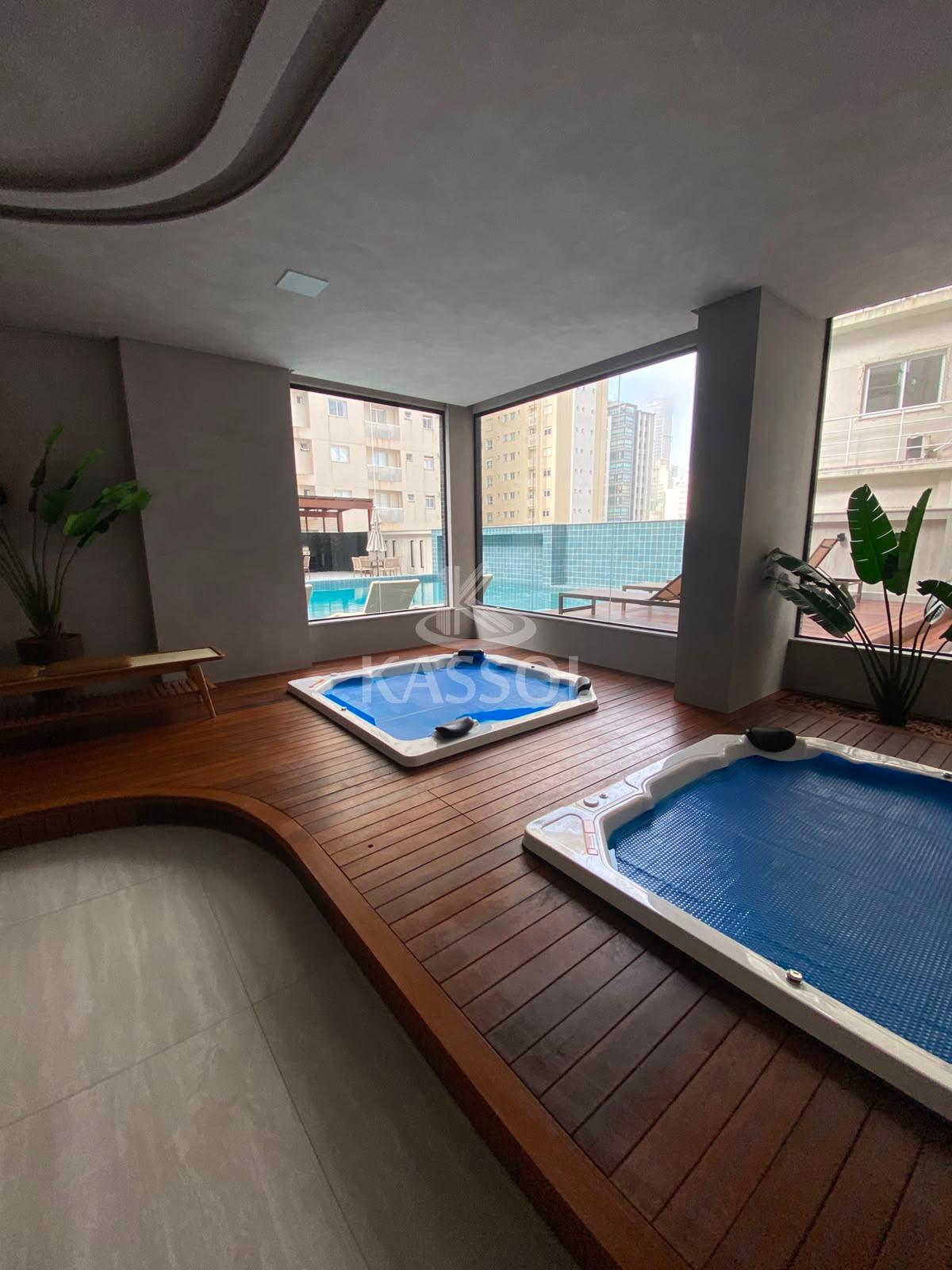 Apartamento novo pronto para morar, Meia Praia, Itapema - SC, 150 m do Mar!