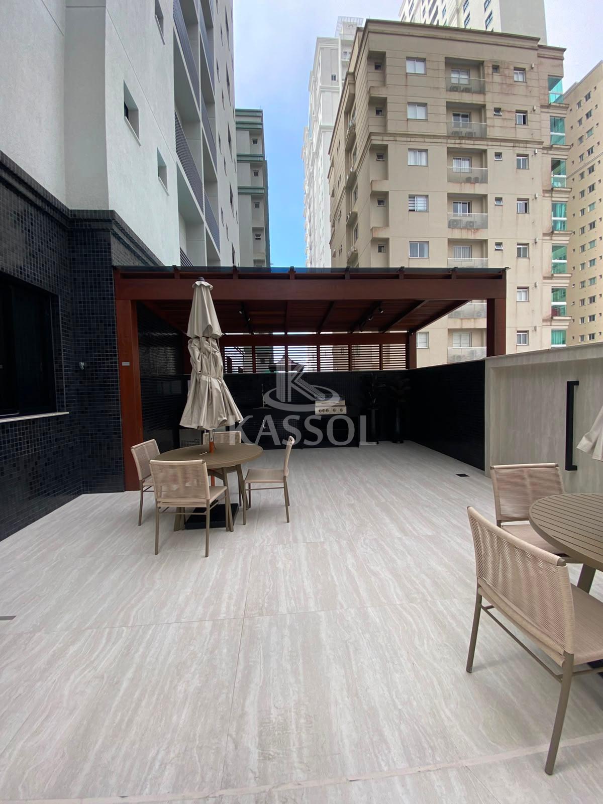 Apartamento novo pronto para morar, Meia Praia, Itapema - SC, 150 m do Mar!
