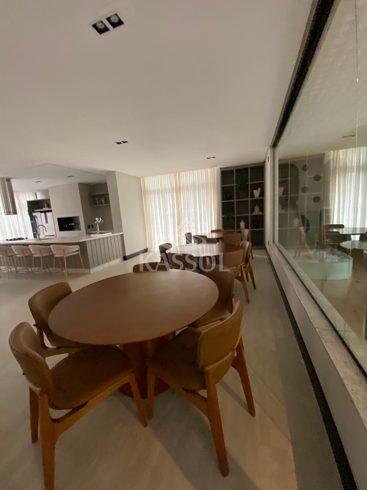 Apartamento novo pronto para morar, Meia Praia, Itapema - SC, ...