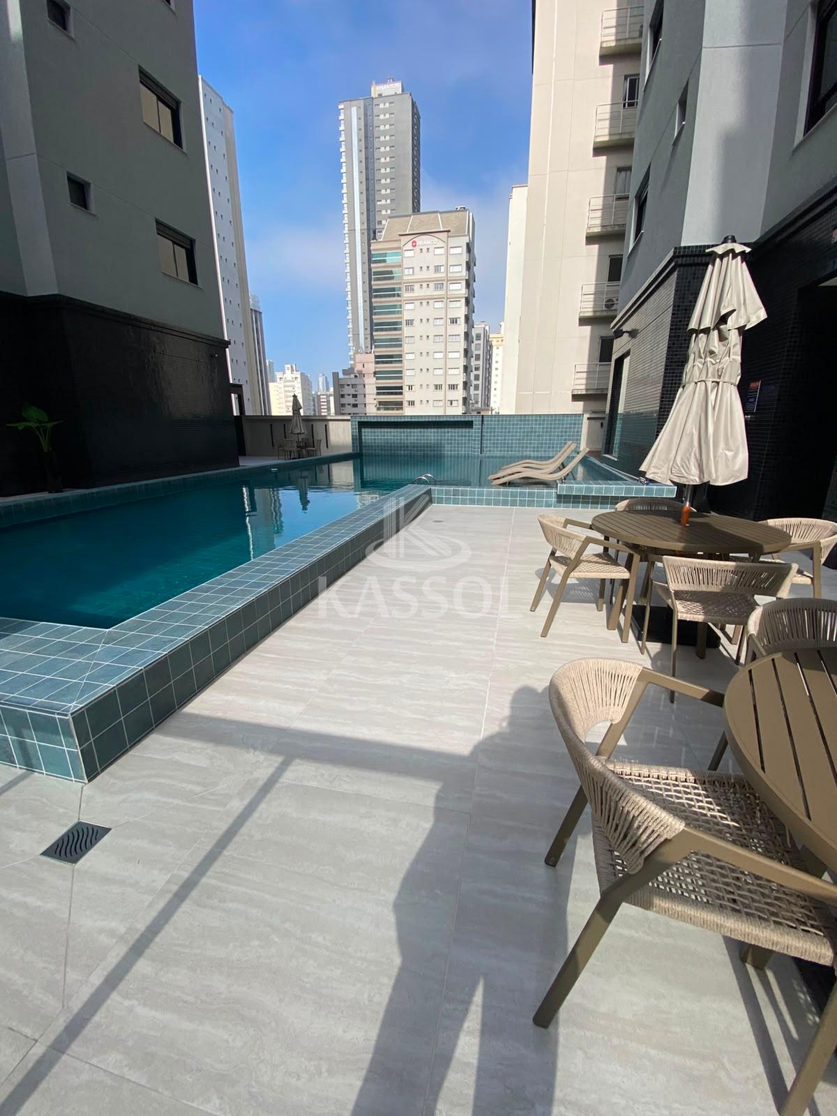 Apartamento novo pronto para morar, Meia Praia, Itapema - SC, 150 m do Mar!