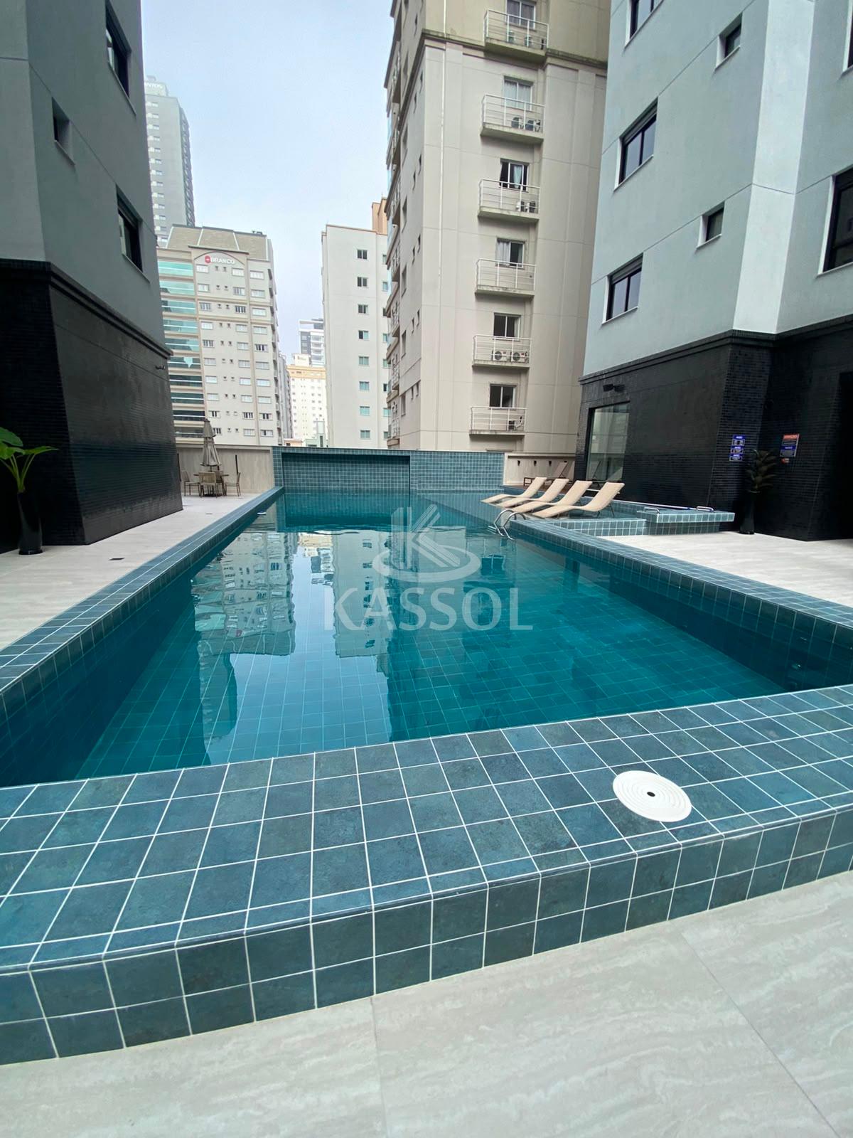 Apartamento novo pronto para morar, Meia Praia, Itapema - SC, 150 m do Mar!