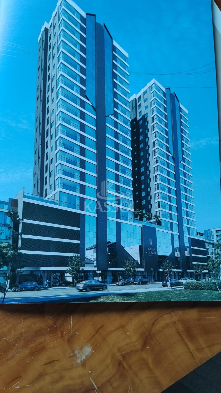 Apartamento novo pronto para morar, Meia Praia, Itapema - SC, ...