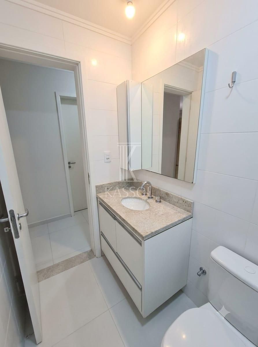 Excelente apto no bairro Neva com 01 suíte + 02 quartos e 02 vagas + depósito!