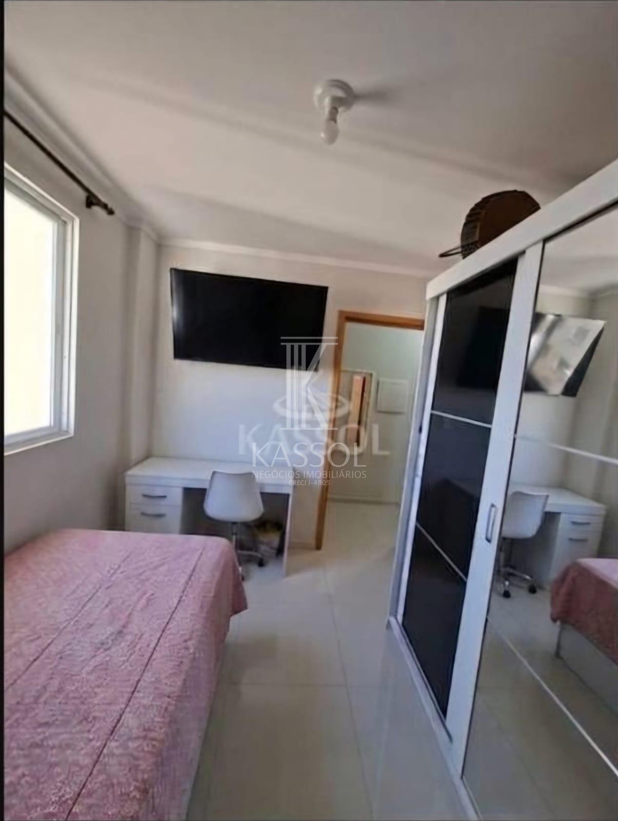 Excelente apto no bairro Neva com 01 suíte + 02 quartos e 02 vagas + depósito!