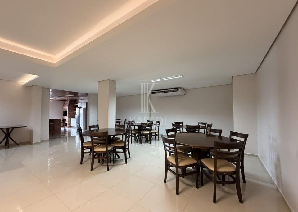 Apartamento Semi mobiliado no centro, 01 Suite mais 02 quartos, 02 vagas.