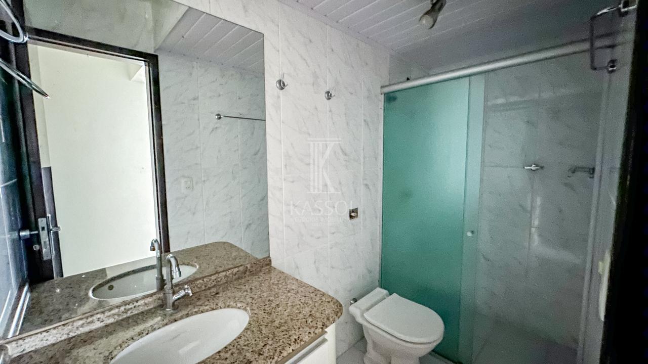 Apartamento com 3 dormitórios à venda,116.00 m², Centro, Cascavel - PR.