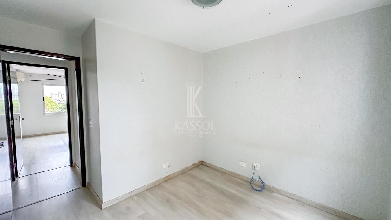 Apartamento com 3 dormitórios à venda,116.00 m², Centro, Cascavel - PR.