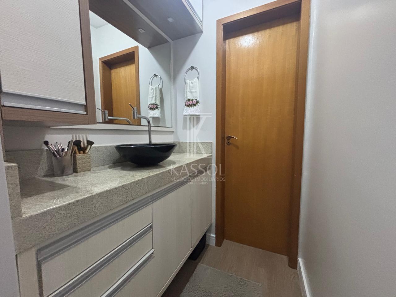 Apartamento à venda no Residencial Poty no Bairro Country em Cascavel