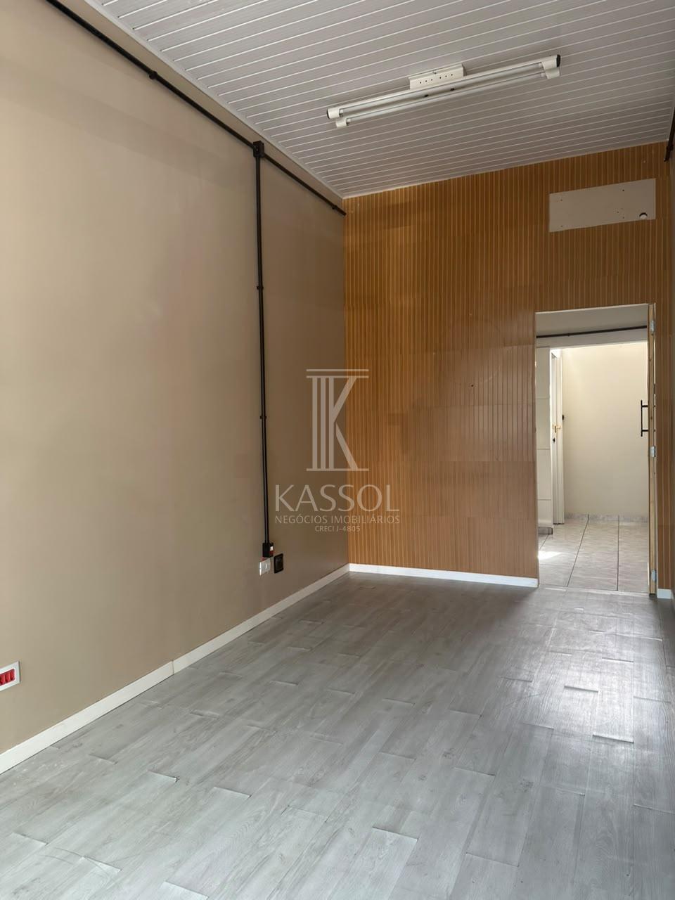 Sala Comercial térrea, na Rua Osvaldo Cruz, esquina Rua Paraná!