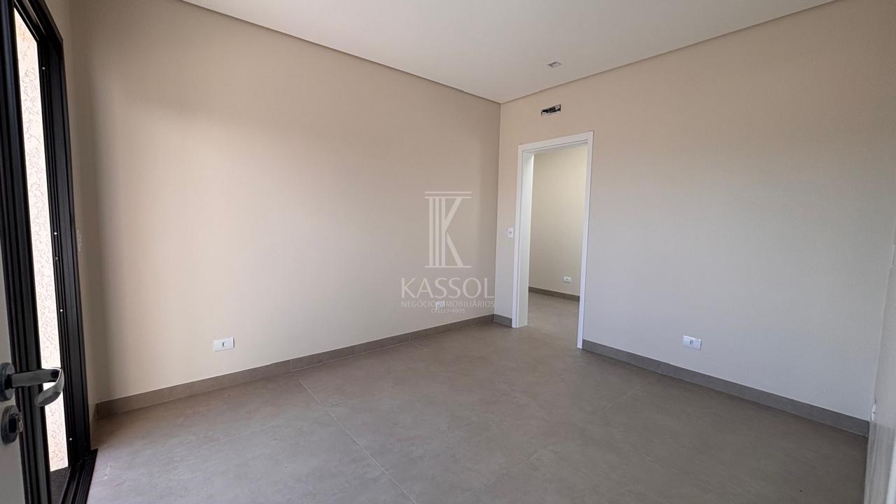 Casa térrea Alto Padrão, nova, pronta para morar, no Paraíso Tropical!