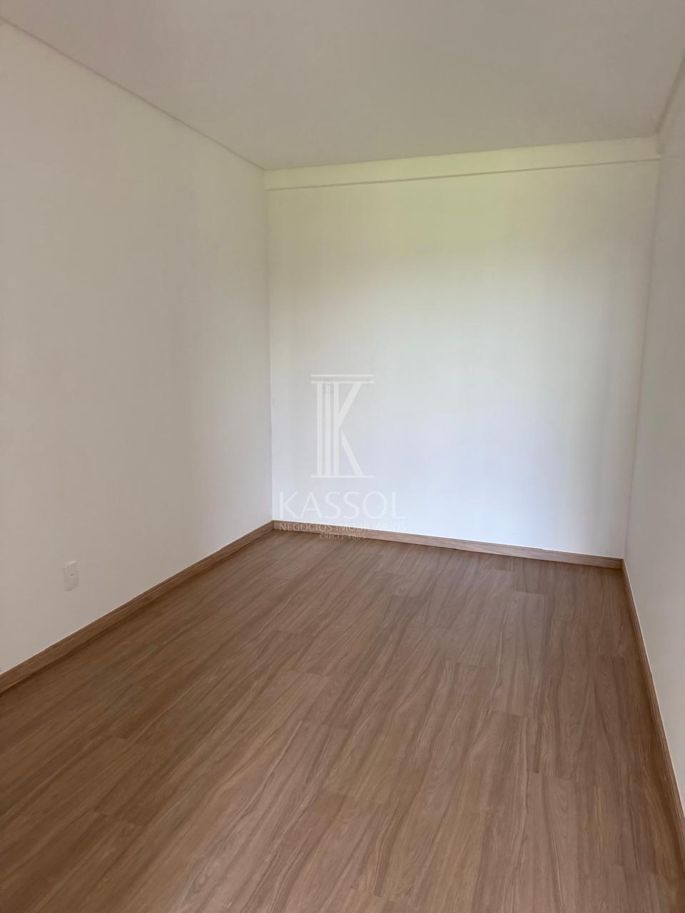 Sobrado com 165.64 m², novo pronto para morar - próximo Unipar.