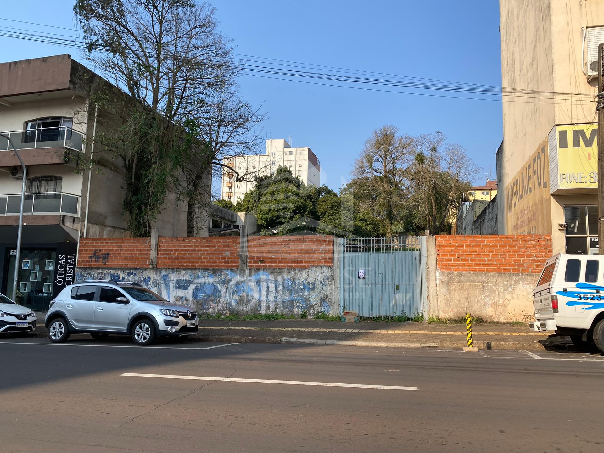 TERRENO A VENDA NA RUA MARECHAL FLORIANO - CENTRO - FOZ DO IGUAÇU