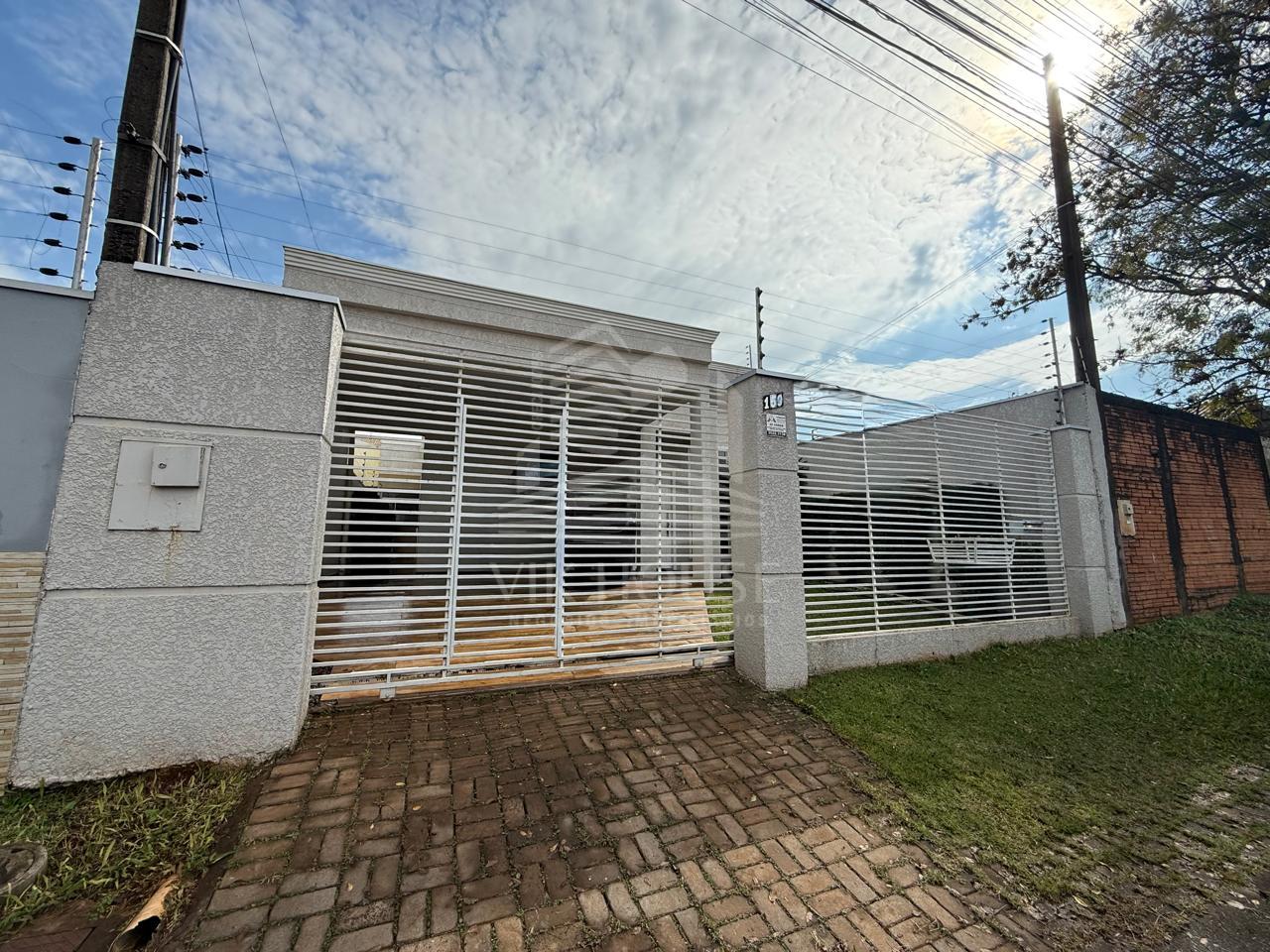 CASA COM PISCINA A VENDA NO BEVERLY FALLS PARK - FOZ DO IGUAÇU