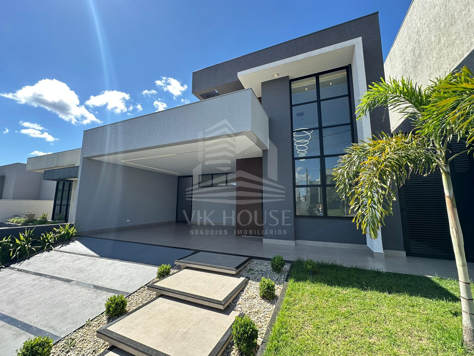 CASA A VENDA NO CONDOMÍNIO DOM LAURINDO.