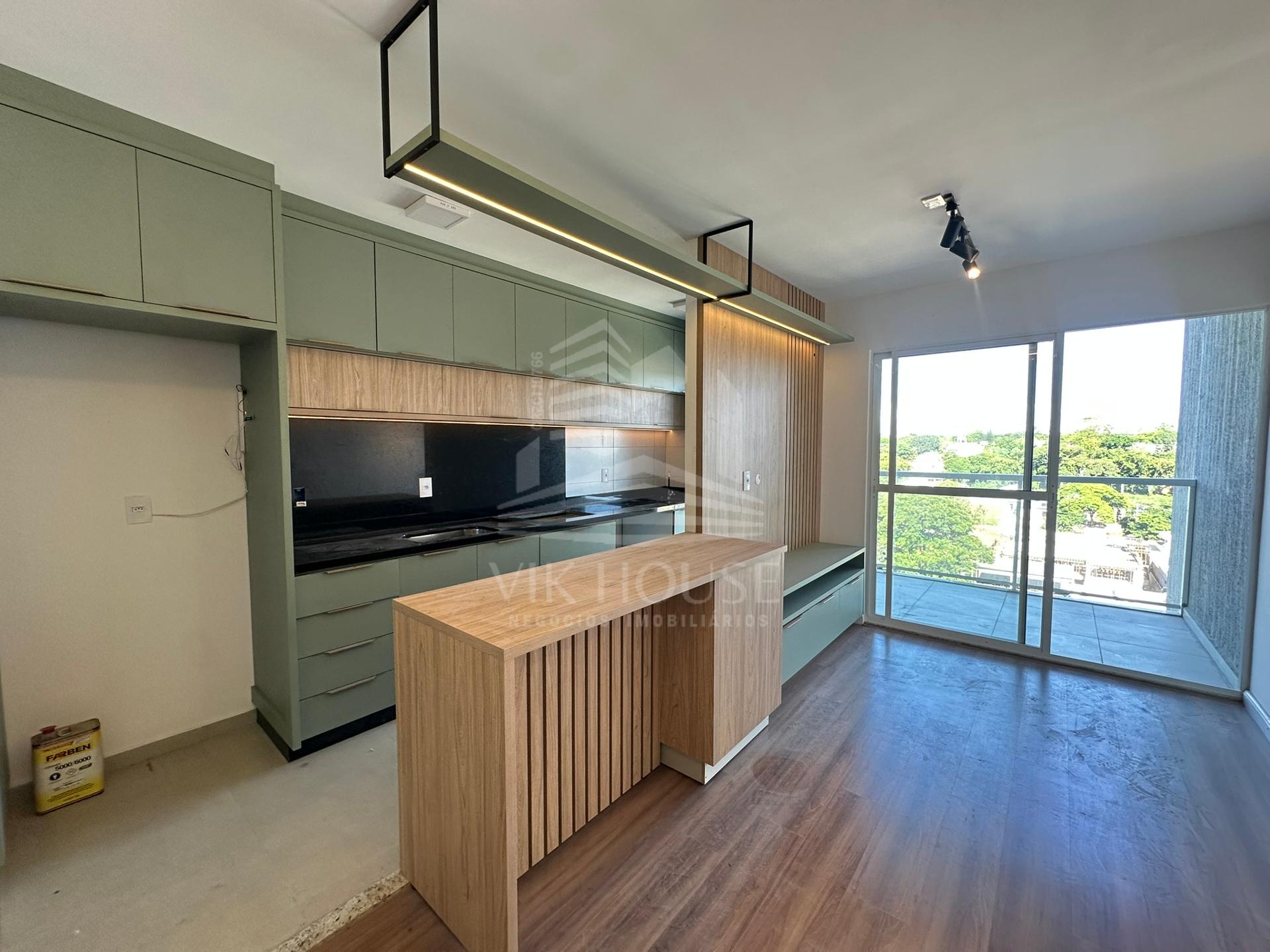 APARTAMENTO SEMI MOBILIADO PARA LOCAÇÃO NO EDIFÍCIO ROYAL LEGACY - FOZ DO IGUAÇU