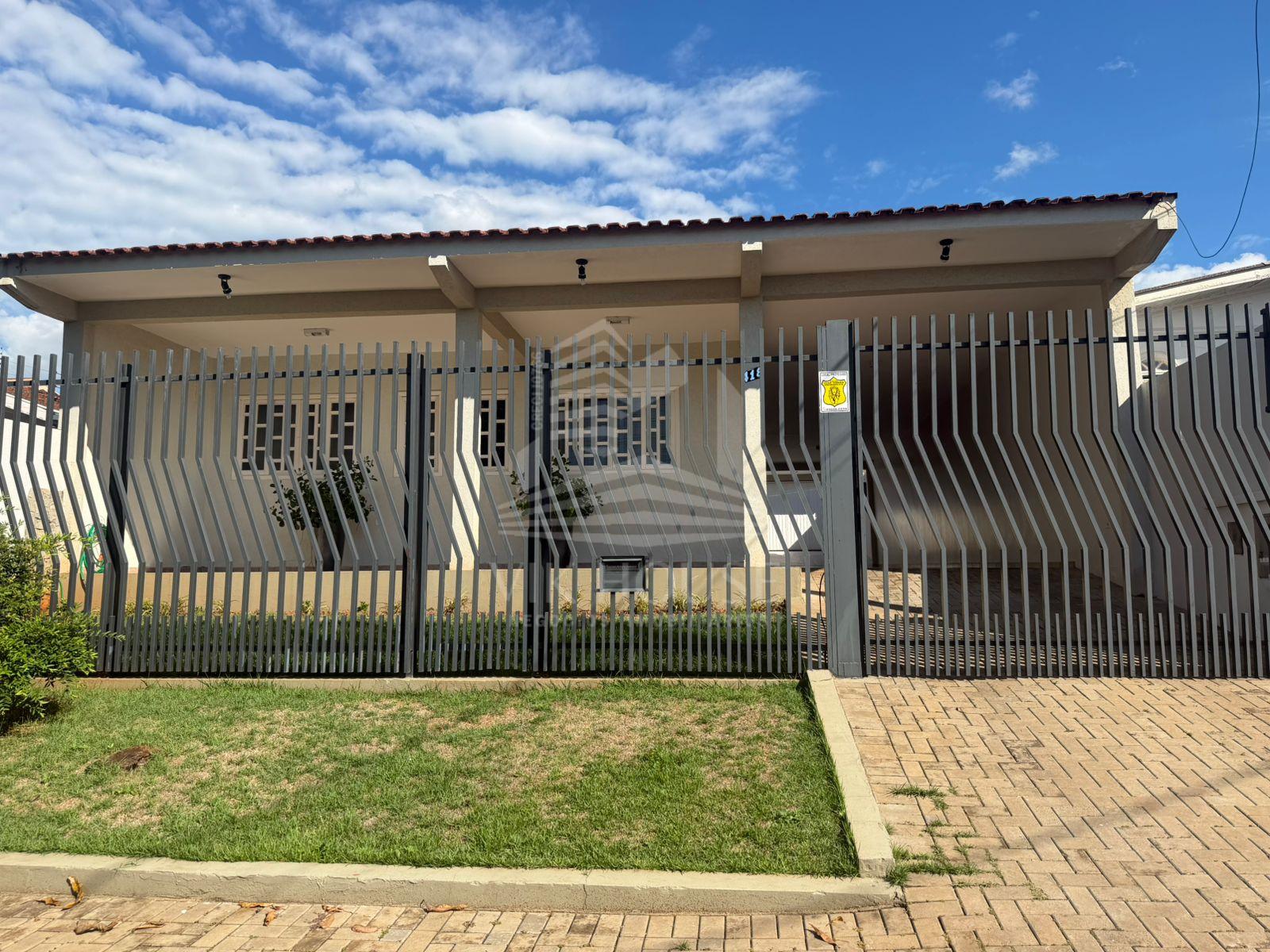 CASA Á VENDA NO JARDIM PORÃ - FOZ DO IGUAÇU