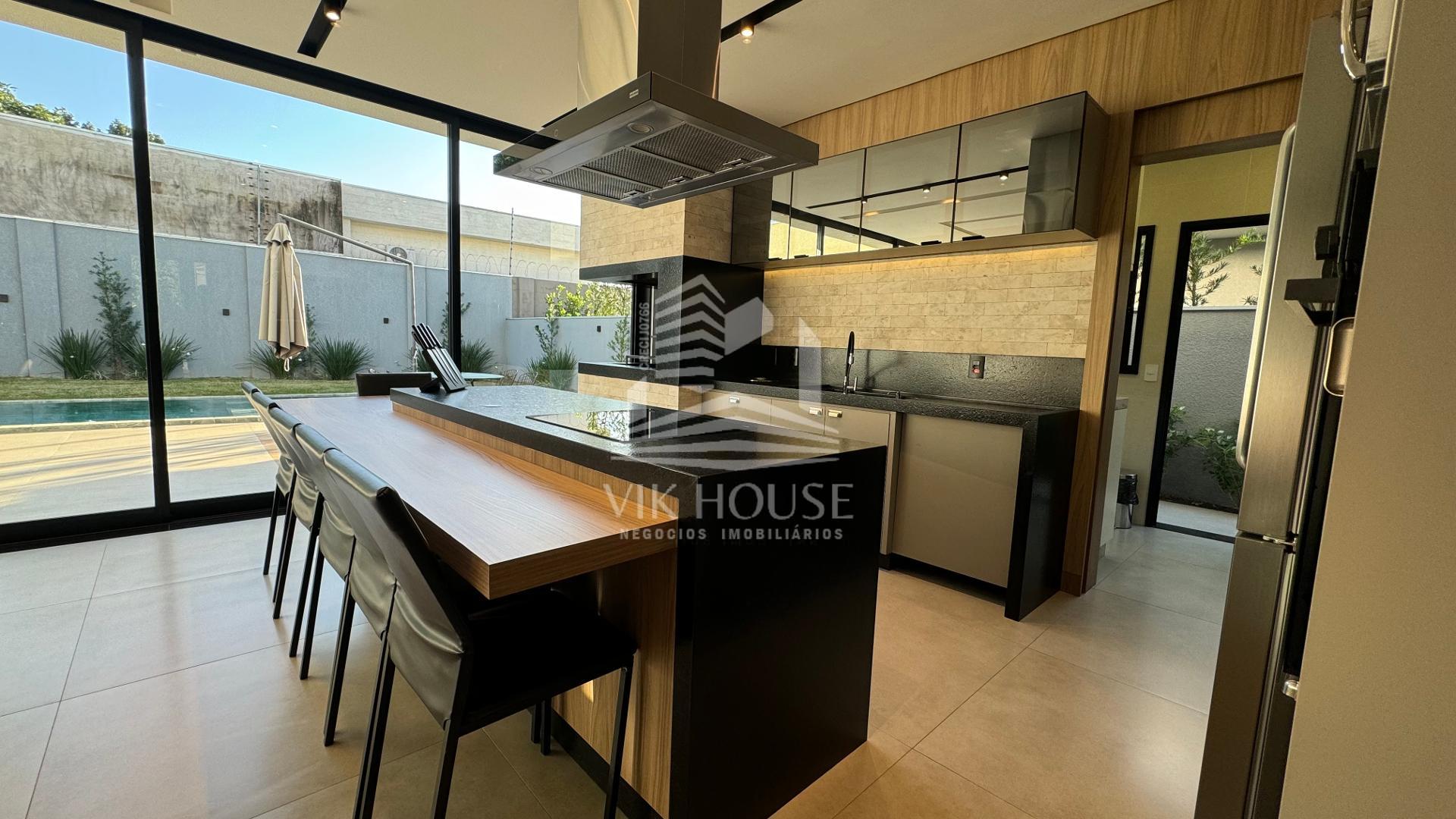 SOBRADO MOBILIADO PARA LOÇAÇÃO NO CONDOMÍNIO RESIDENCIAL SAFIRA - FOZ DO IGUAÇU