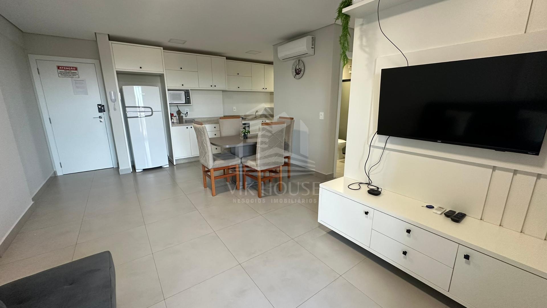 APARTAMENTO MOBILIADO DISPONÍVEL PARA VENDA NO EDIFICIO ROYAL LEGACY.