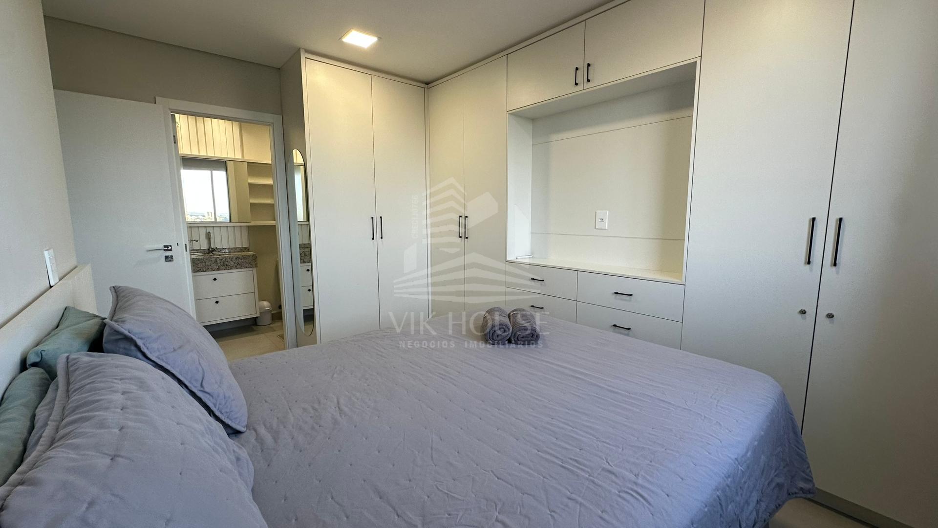 APARTAMENTO MOBILIADO DISPONÍVEL PARA VENDA NO EDIFICIO ROYAL LEGACY.