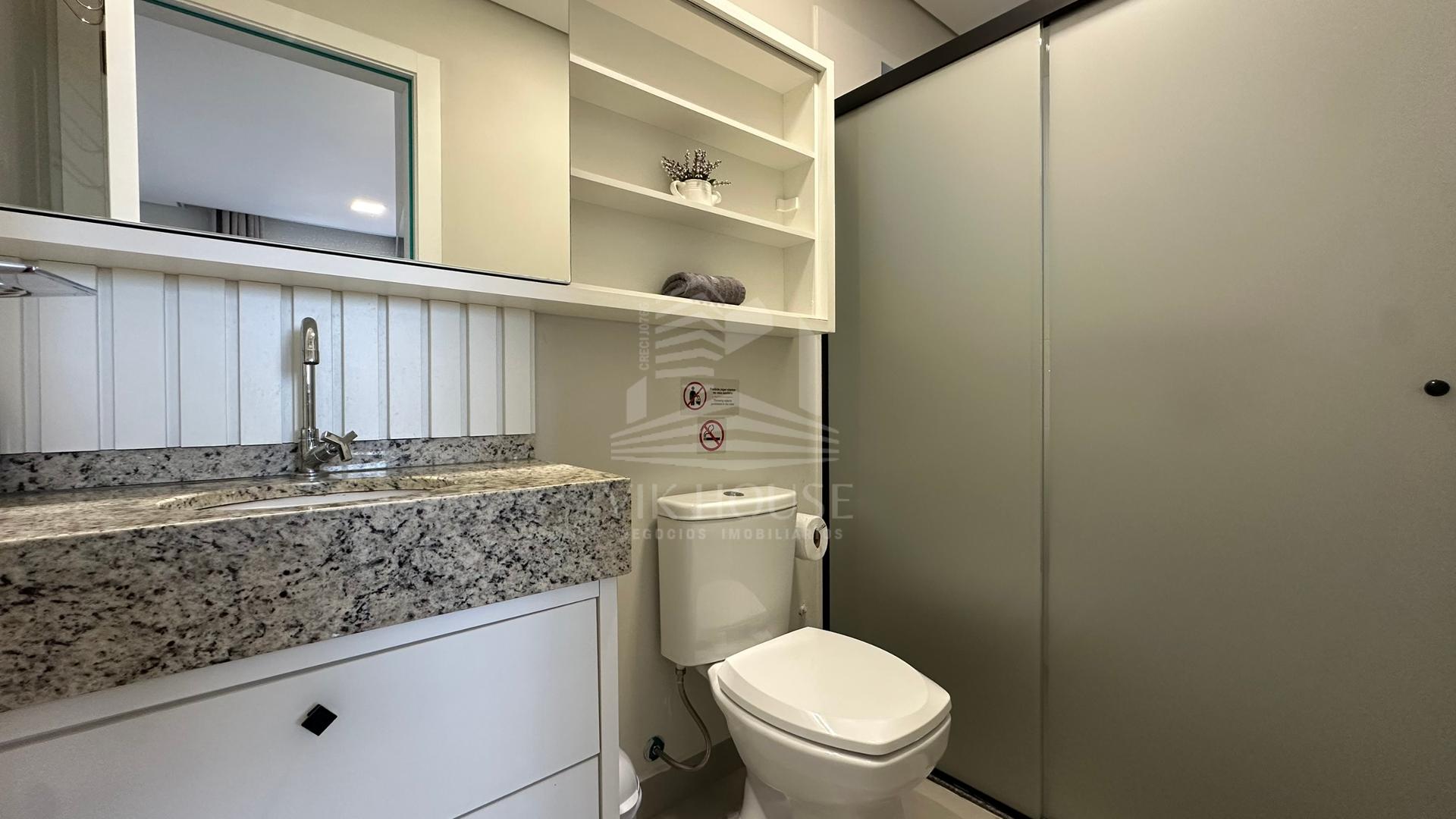 APARTAMENTO MOBILIADO DISPONÍVEL PARA VENDA NO EDIFICIO ROYAL LEGACY.