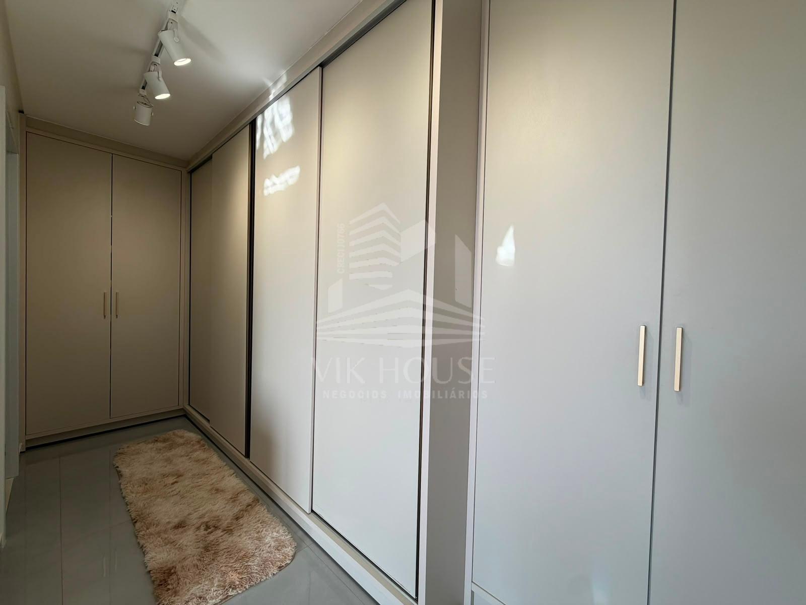 SOBRADO MOBILIADO Á VENDA COM 5 DORMITORIOS NO CONDOMINIO DOM LAURINDO