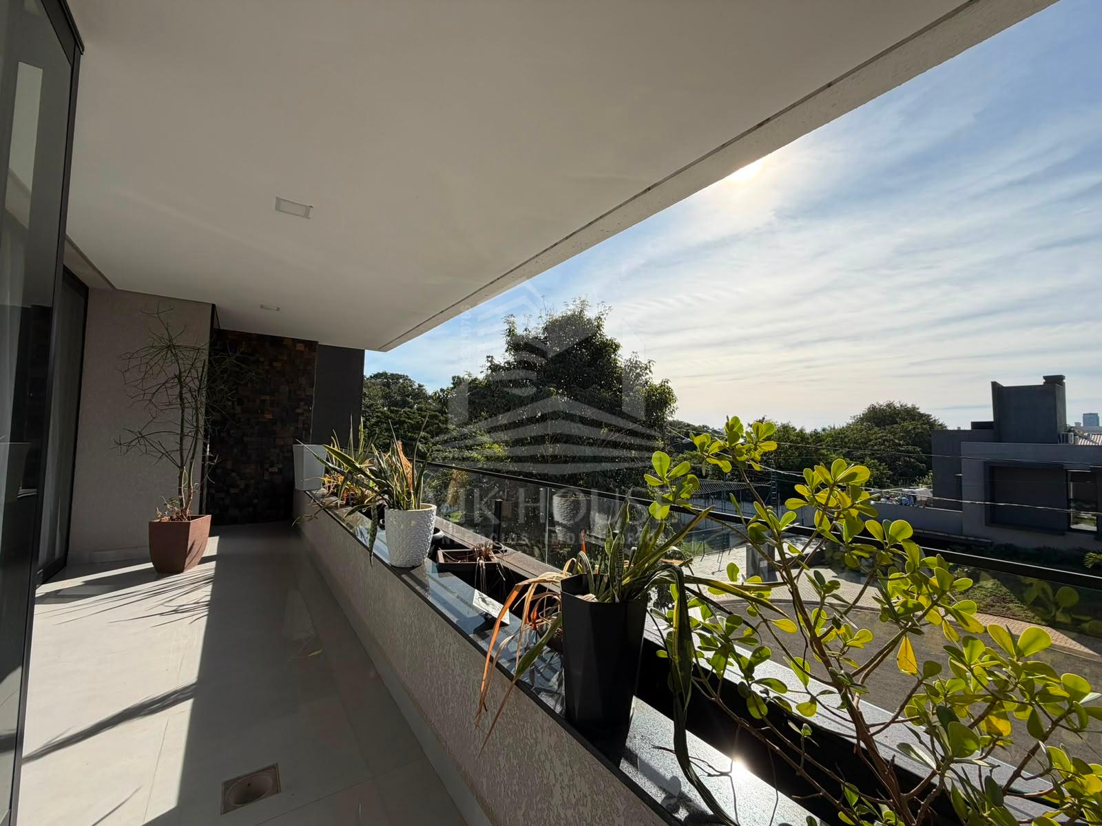 SOBRADO MOBILIADO Á VENDA COM 5 DORMITORIOS NO CONDOMINIO DOM LAURINDO