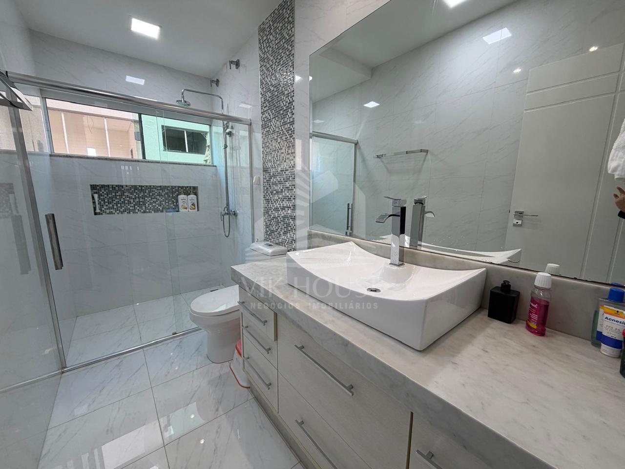 SOBRADO MOBILIADO NO CONDOMINIO TERRAS ALPHA I - FOZ DO IGUAÇU