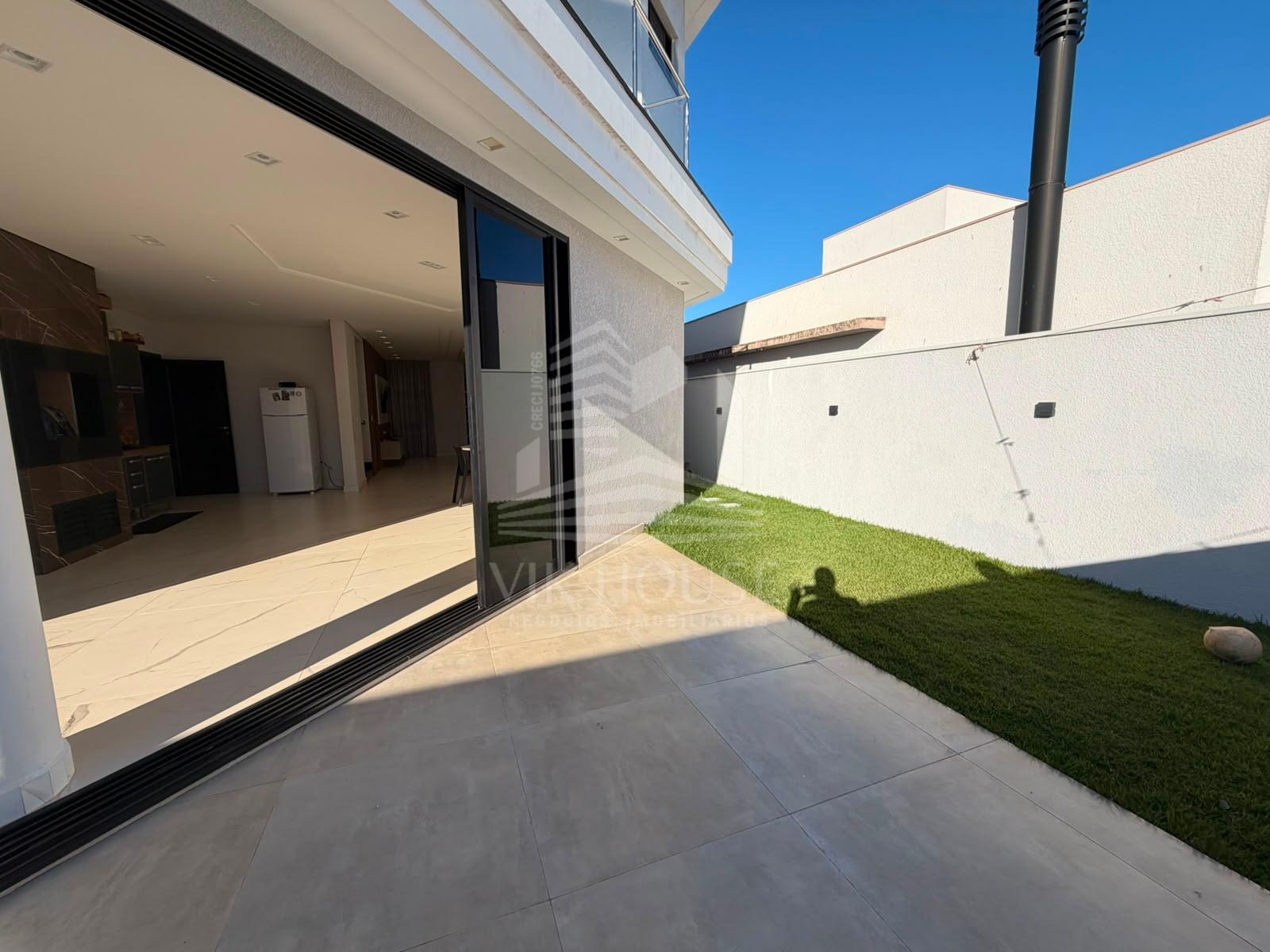 CASA Á VENDA NO CONDOMÍNIO TERRAS ALPHA 1 - FOZ DO IGUAÇU