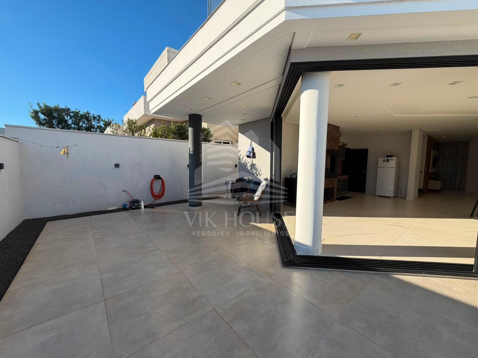 CASA Á VENDA NO CONDOMÍNIO TERRAS ALPHA 1 - FOZ DO IGUAÇU