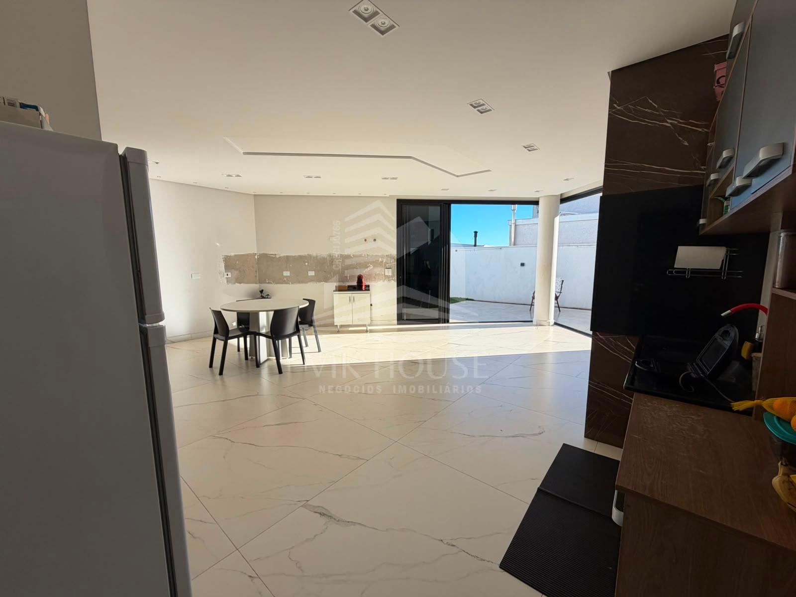 CASA Á VENDA NO CONDOMÍNIO TERRAS ALPHA 1 - FOZ DO IGUAÇU