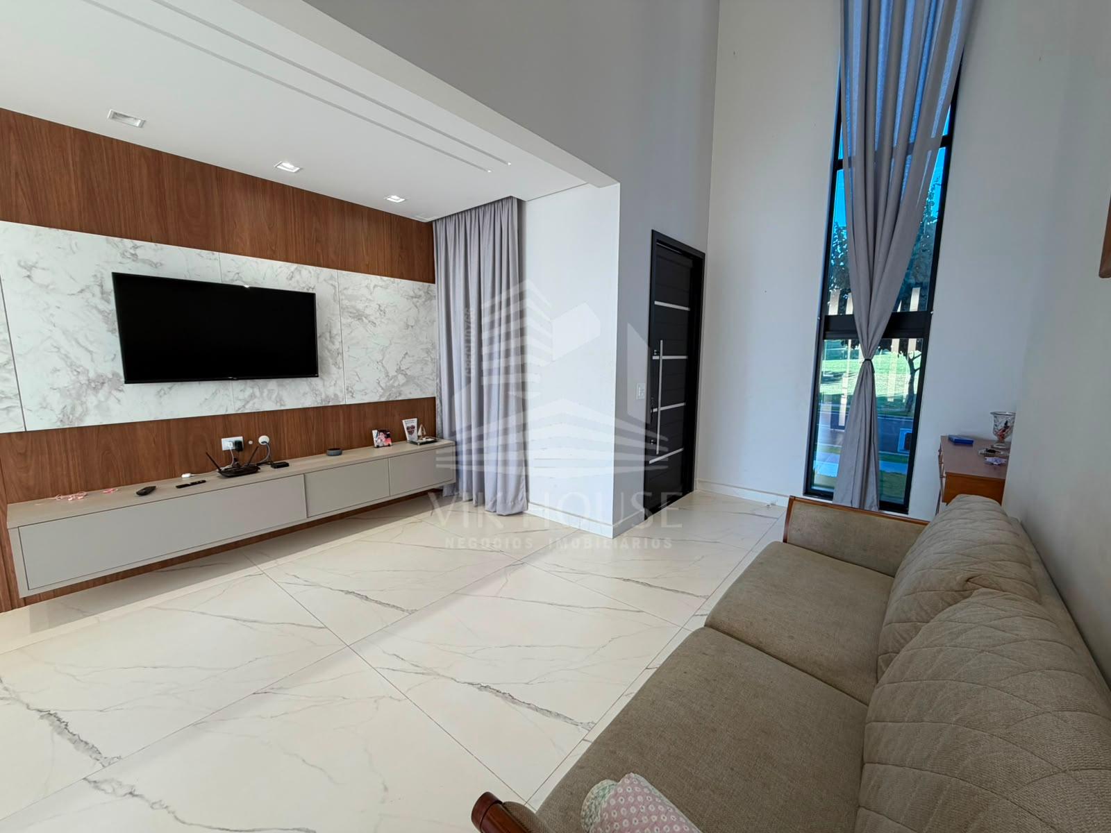 CASA Á VENDA NO CONDOMÍNIO TERRAS ALPHA 1 - FOZ DO IGUAÇU