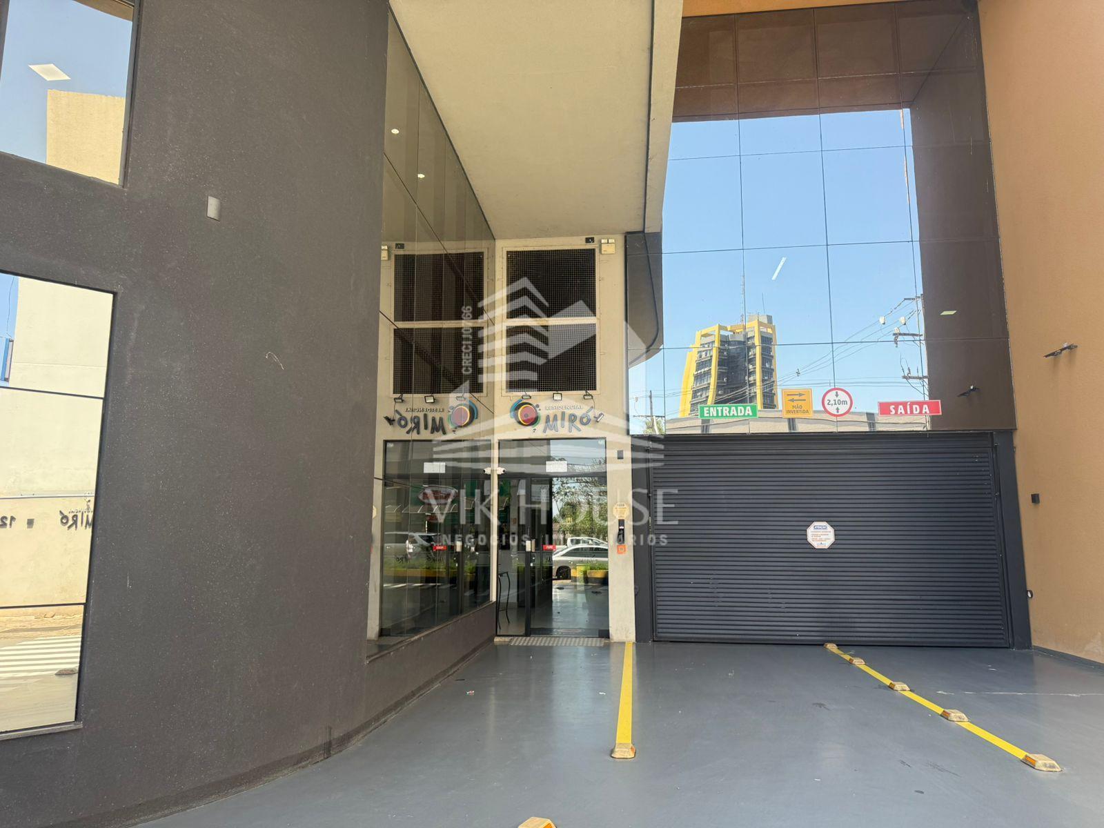 APARTAMENTO MOBILIADO ANDAR ALTO DISPONIVEL PARA VENDA - EDIFICIO MIRO - CENTRO