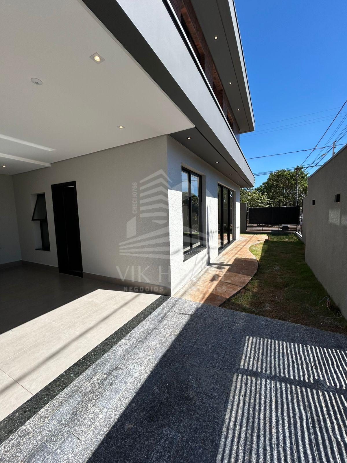 SOBRADO NOVO Á VENDA NO PARQUE PRESIDENTE FOZ DO IGUACU - PR