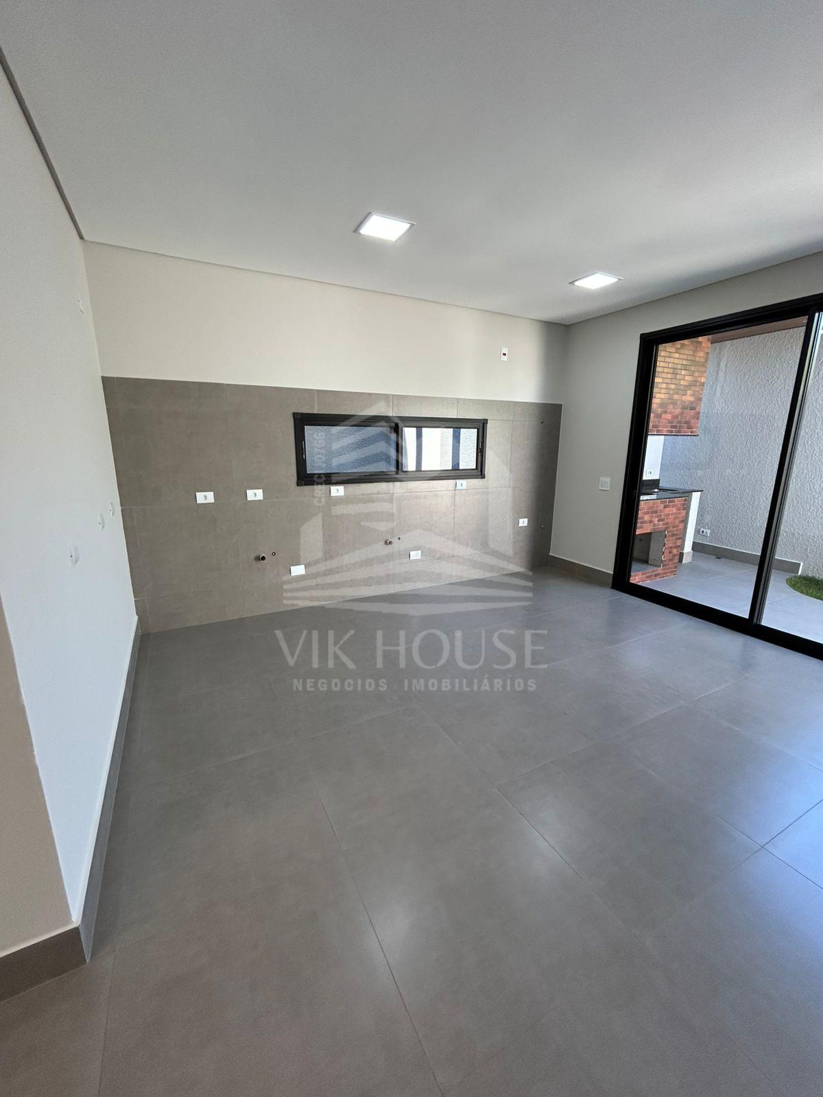 SOBRADO NOVO Á VENDA NO PARQUE PRESIDENTE FOZ DO IGUACU - PR