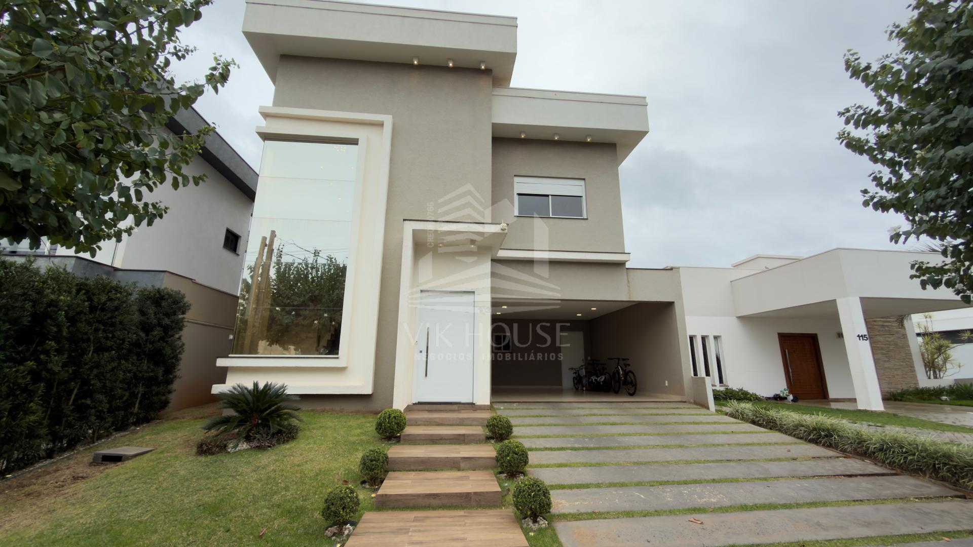 SOBRADO TOTALMENTE MOBILIADO NO CONDOMINIO TERRAS ALPHA I - FOZ DO IGUAÇU