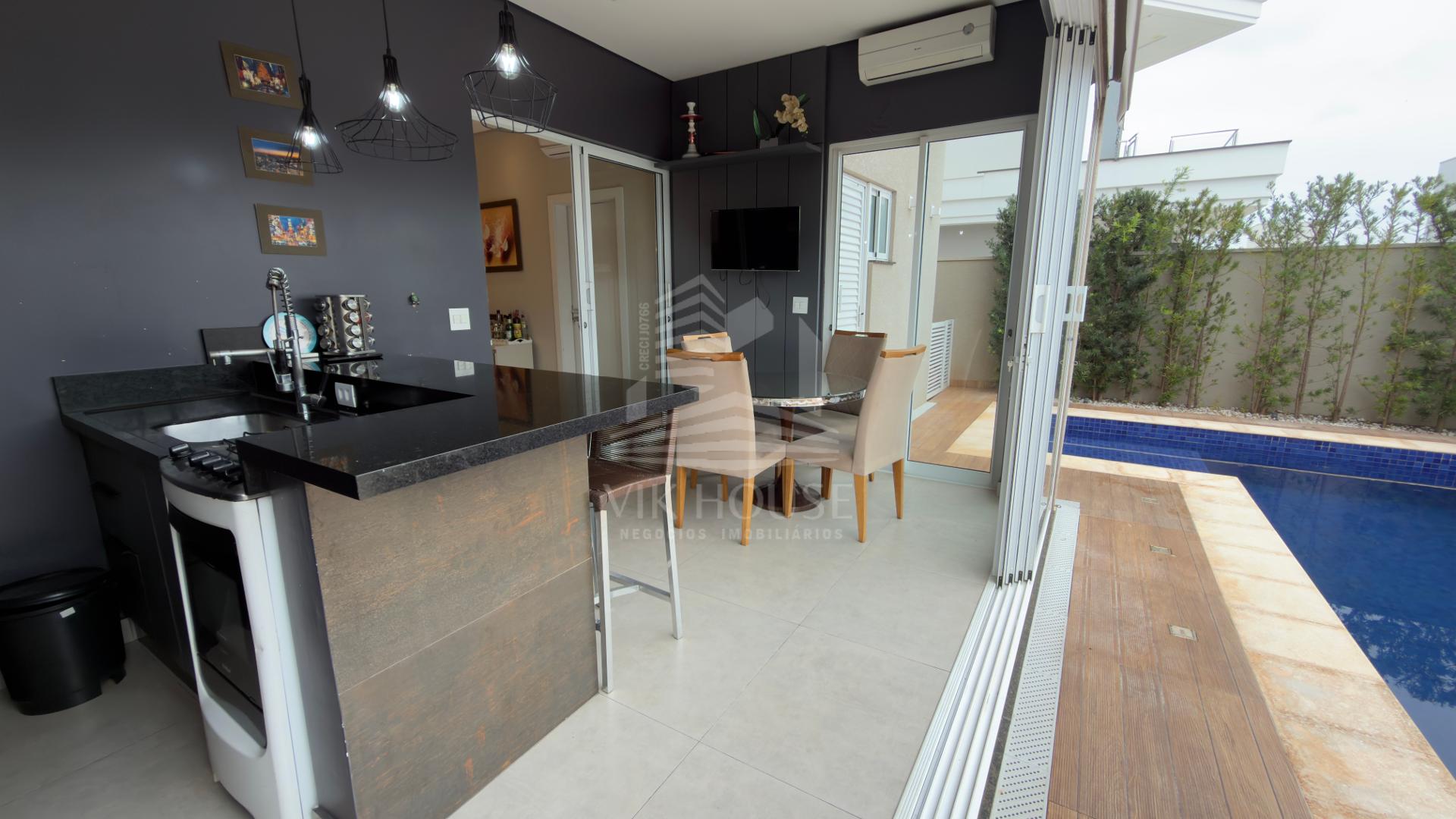 SOBRADO TOTALMENTE MOBILIADO NO CONDOMINIO TERRAS ALPHA I - FOZ DO IGUAÇU
