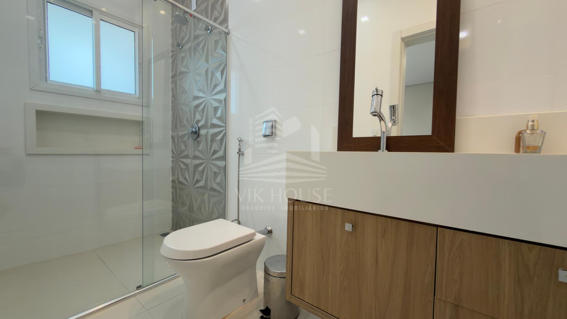 SOBRADO TOTALMENTE MOBILIADO NO CONDOMINIO TERRAS ALPHA I - FOZ DO IGUAÇU