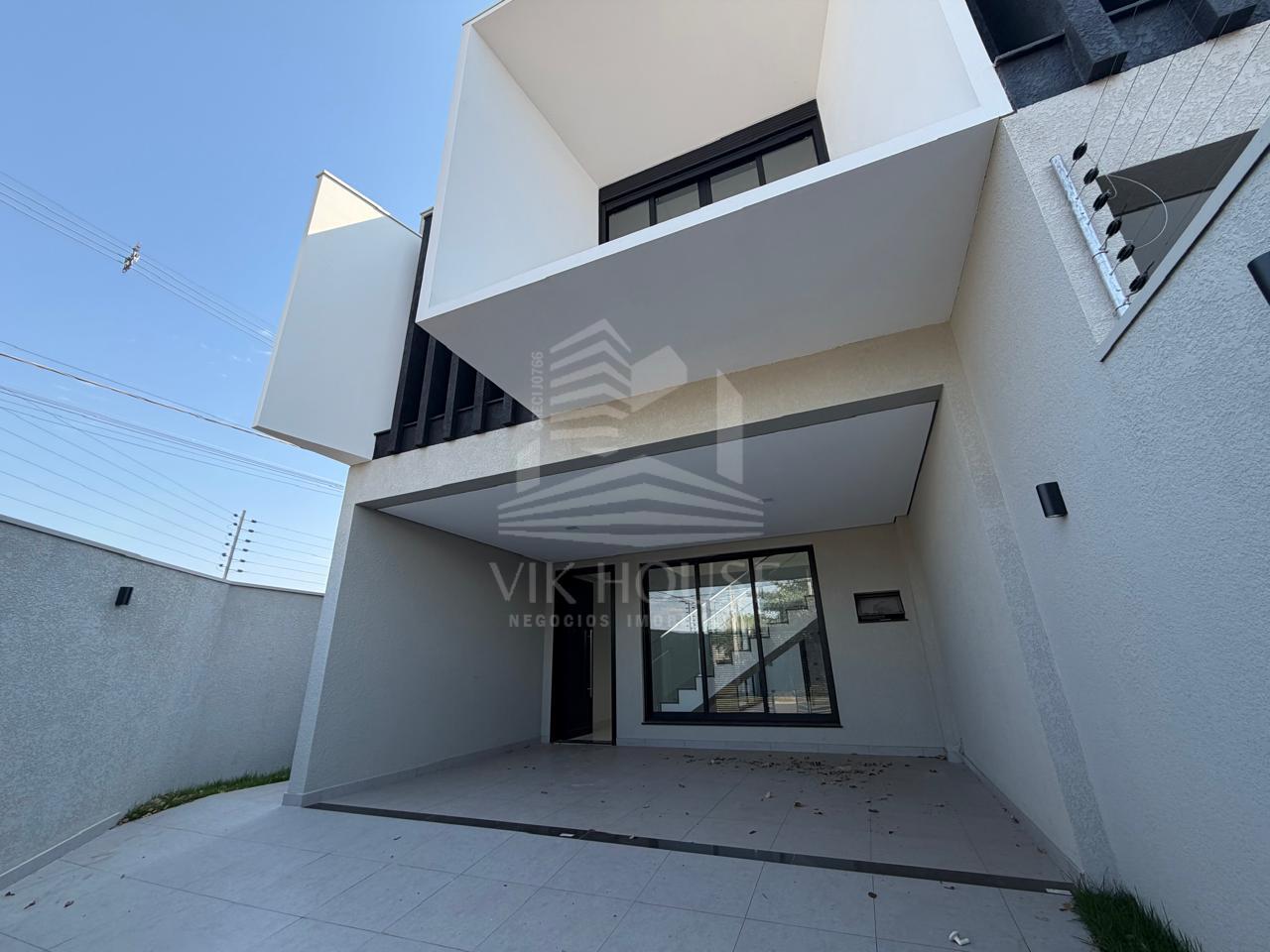 SOBRADO NOVO SEMI MOBILIADO COM 2 SUITES DISPONÍVEL PARA LOCAÇÃO