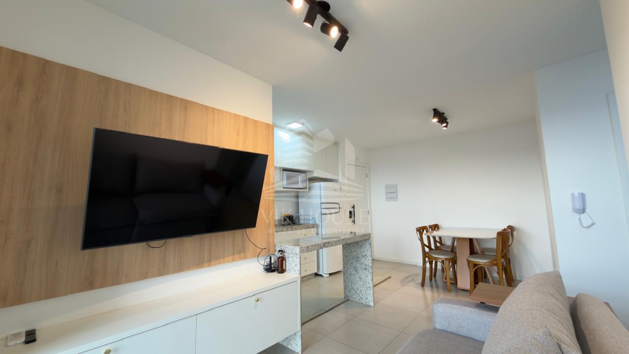 APARTAMENTO MOBILIADO DISPONÍVEL PARA VENDA NO EDIFICIO ROYAL LEGACY.