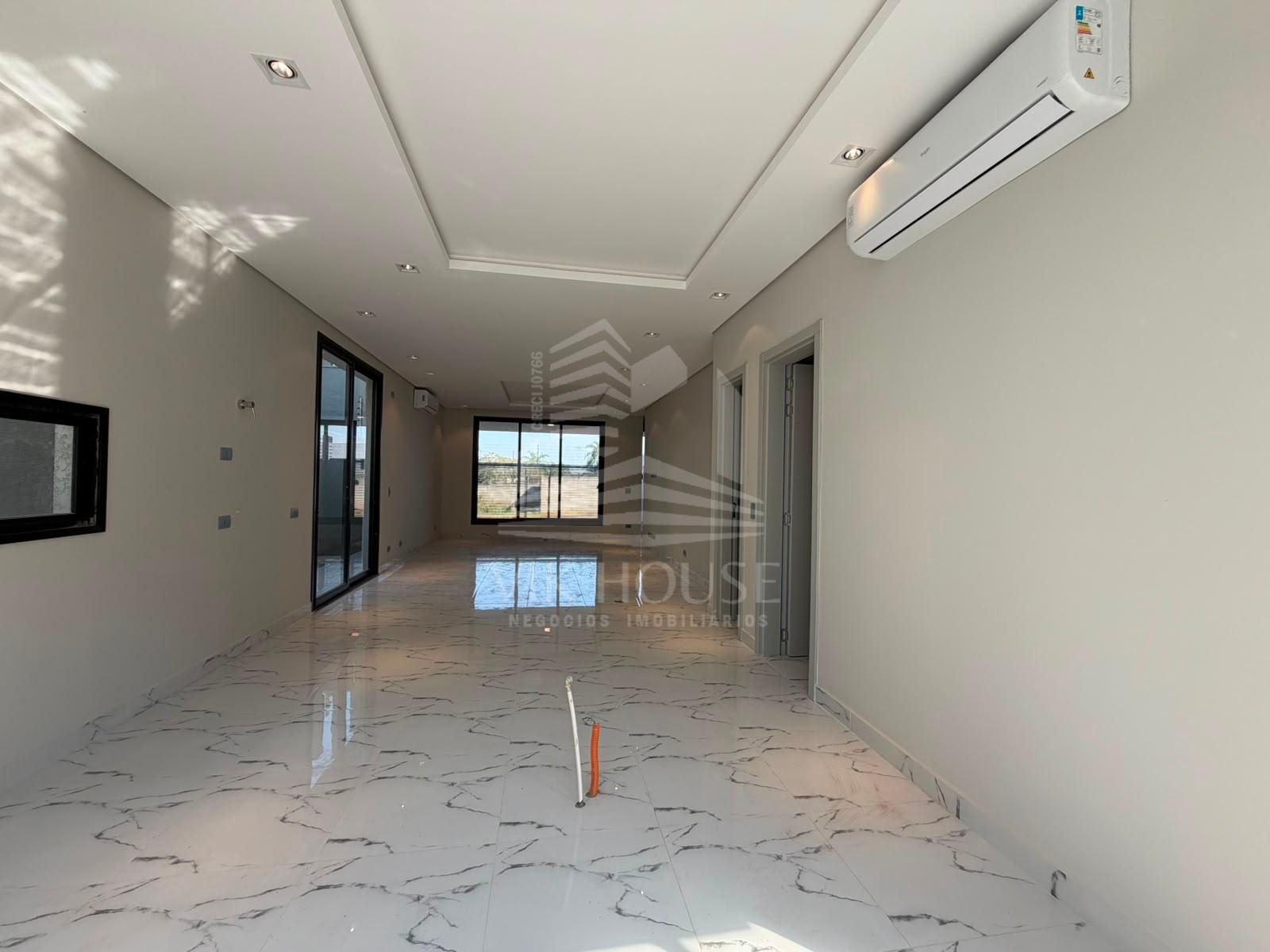 SOBRADO NOVO SEMI MOBILIADO COM 3 SUITES DISPONÍVEL PARA LOCAÇÃO