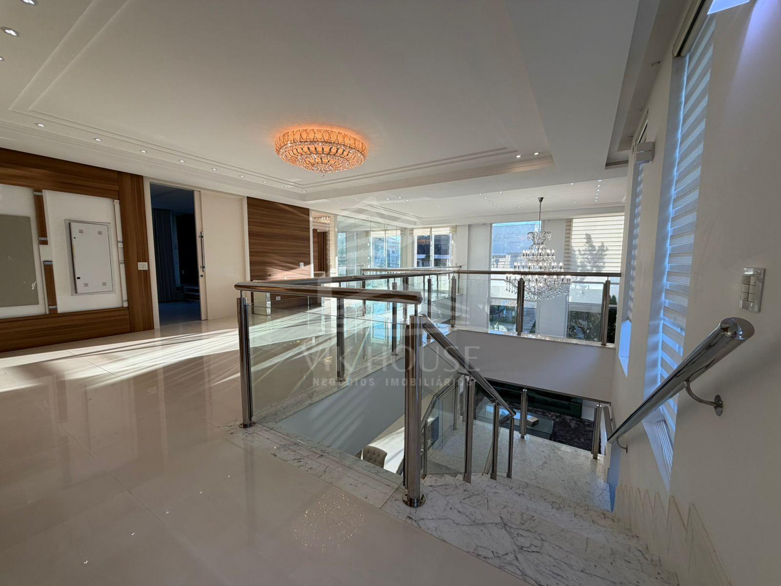 SOBRADO ALTO PADRÃO COM 4 SUITES PARA LOCAÇÃO NO CONDOMINIO CASTEL FRANCO