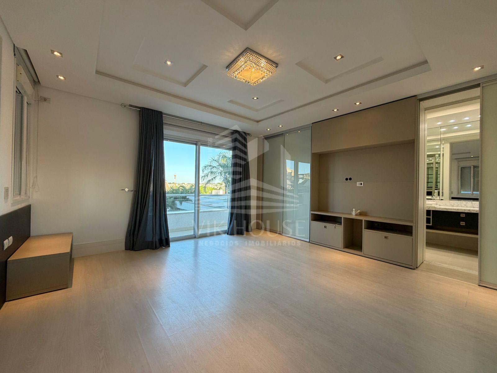SOBRADO ALTO PADRÃO COM 4 SUITES A VENDA NO CONDOMINIO CASTEL FRANCO