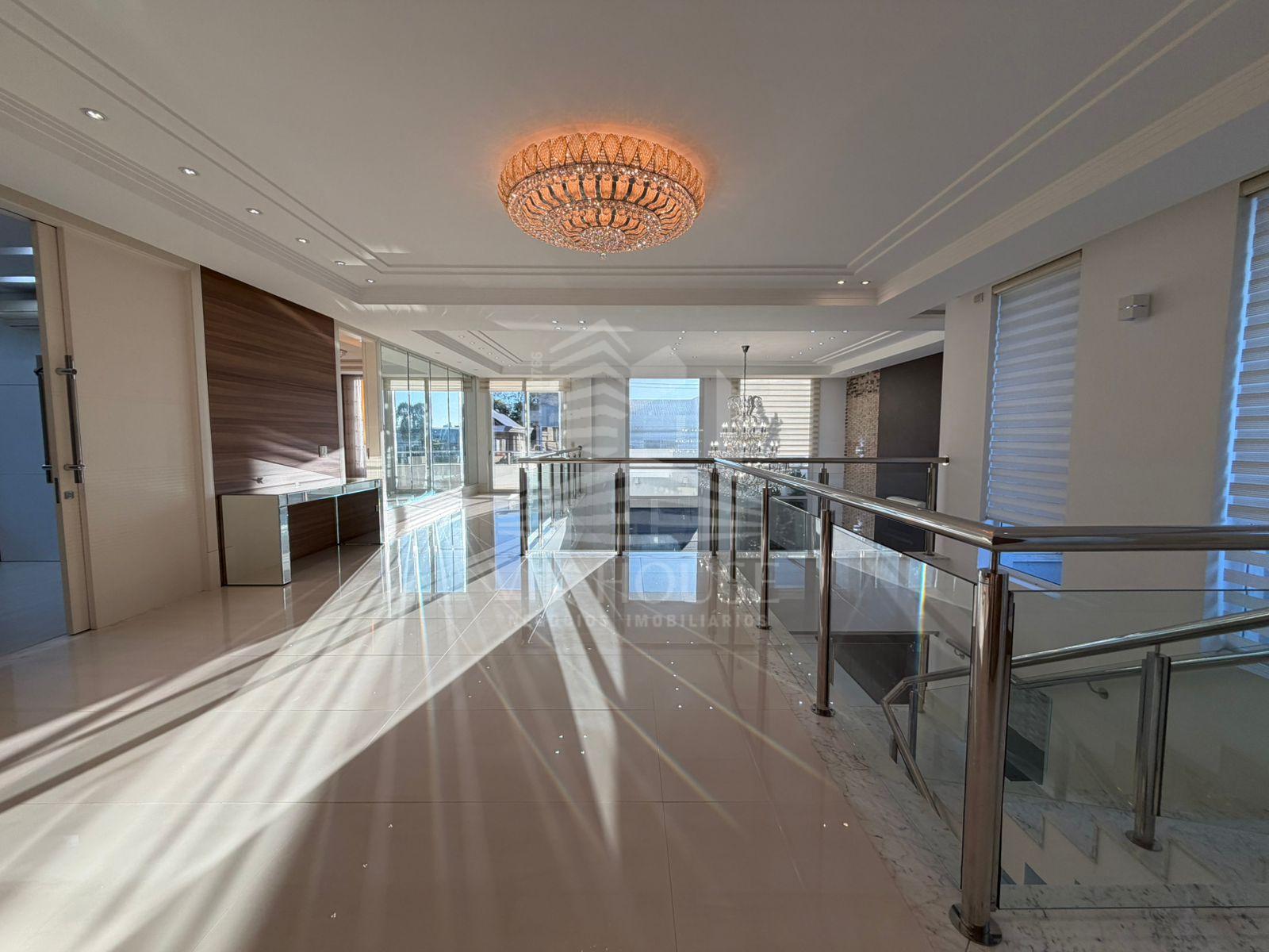 SOBRADO ALTO PADRÃO COM 4 SUITES A VENDA NO CONDOMINIO CASTEL FRANCO