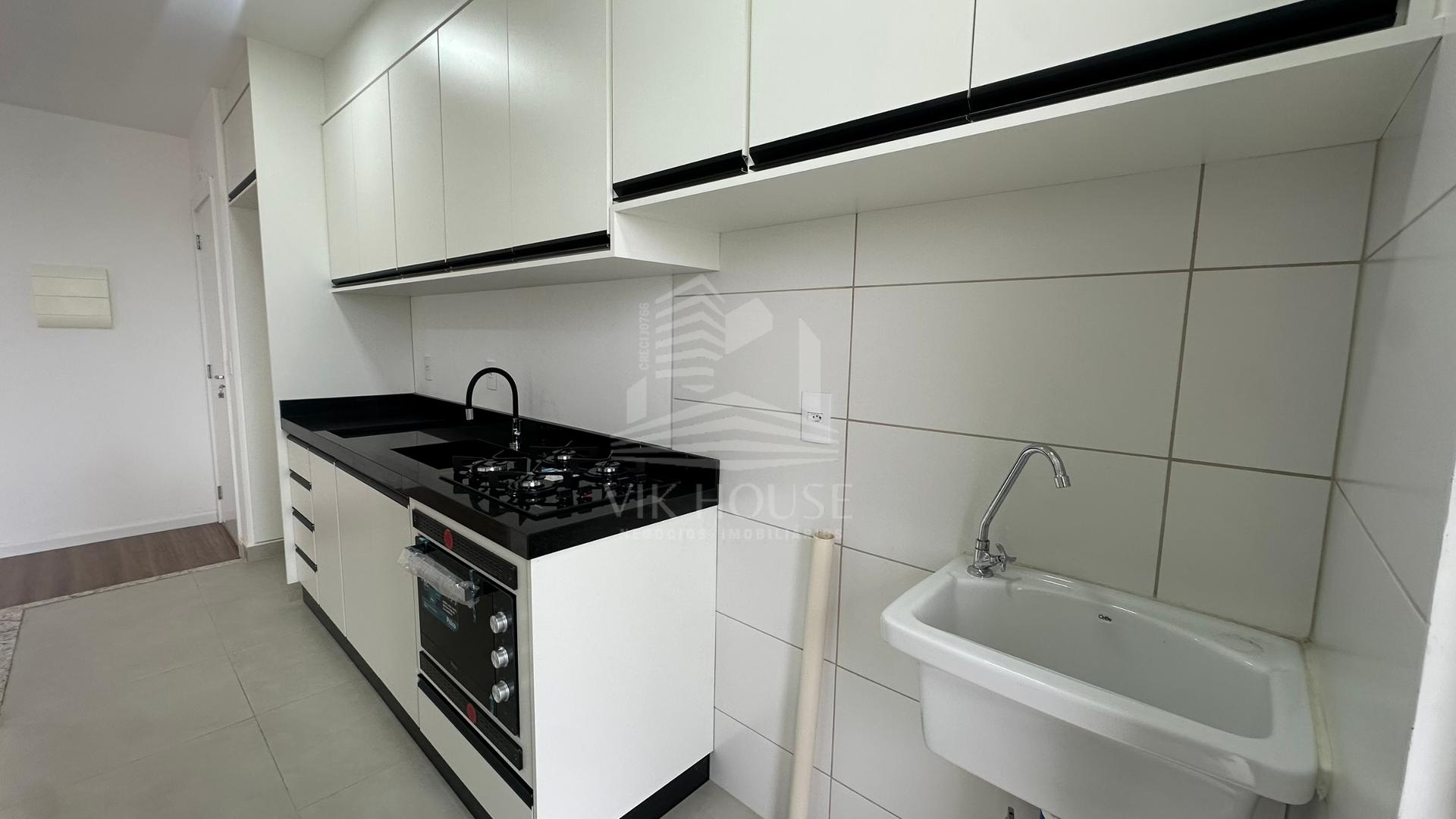 APARTAMENTO SEMI MOBILIADO PARA LOCAÇÃO NO EDIFÍCIO ROYAL LEGACY - FOZ DO IGUAÇU
