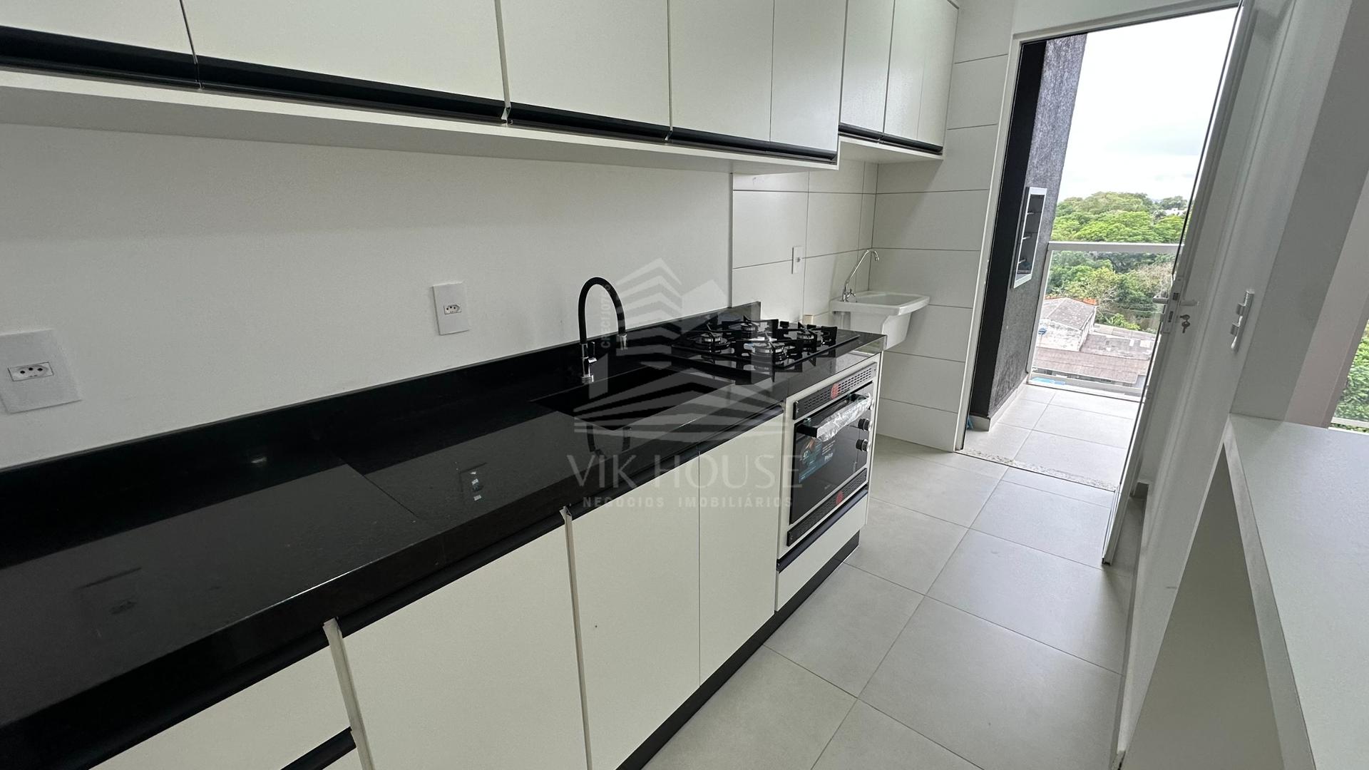 APARTAMENTO SEMI MOBILIADO PARA LOCAÇÃO NO EDIFÍCIO ROYAL LEGACY - FOZ DO IGUAÇU