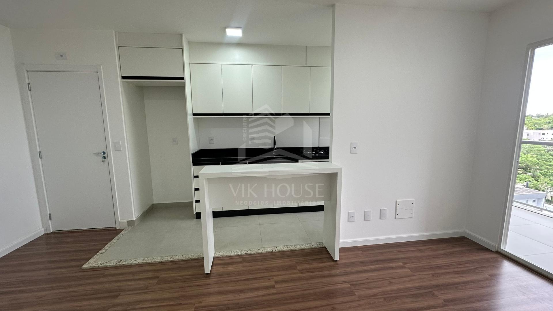 APARTAMENTO SEMI MOBILIADO PARA LOCAÇÃO NO EDIFÍCIO ROYAL LEGACY - FOZ DO IGUAÇU